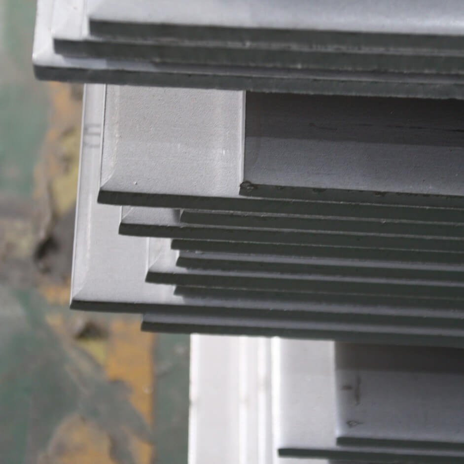 Stainless steel plate