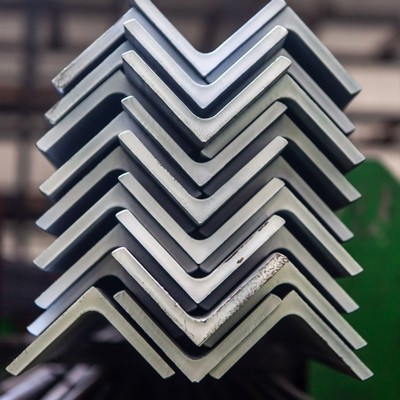 BS1387-1985 Angle Steel